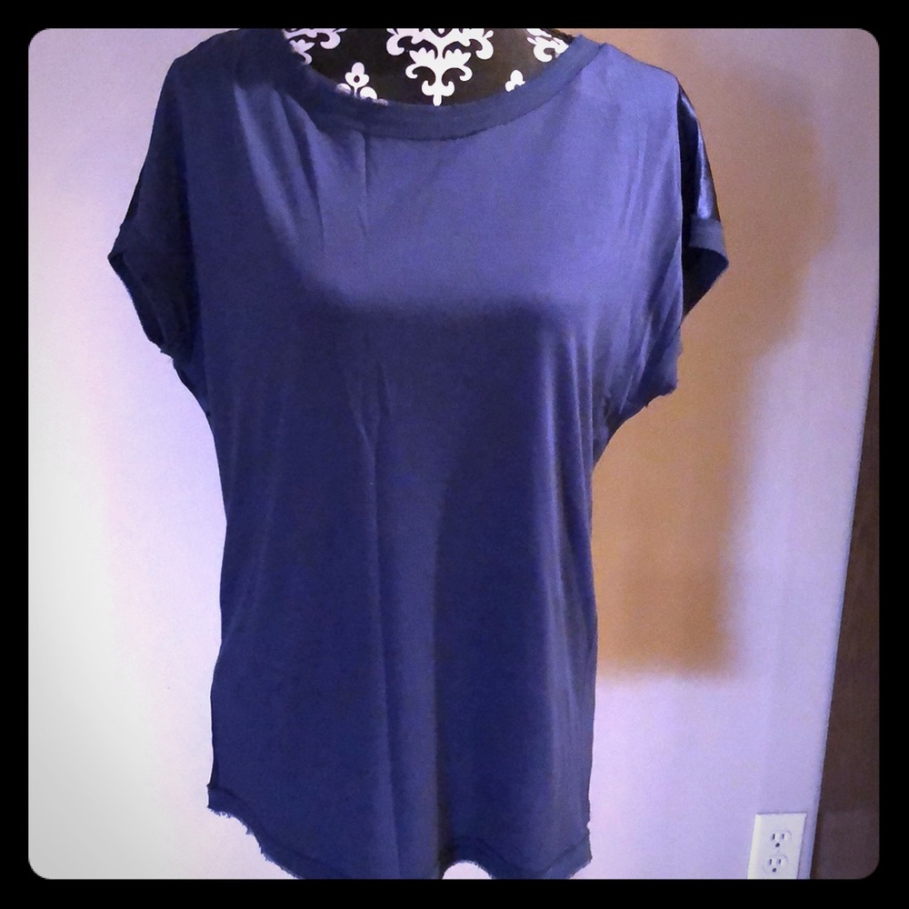Fashionable top